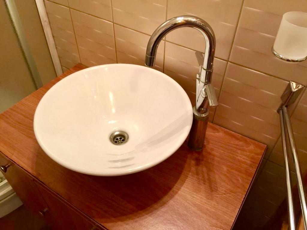 The Pearl Of The Historical Center 55m 1 To 5 Pers Self Check In Appartement